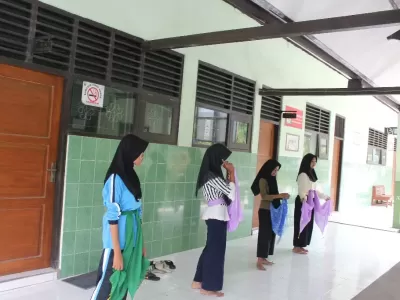 ESKUL SENI TARI