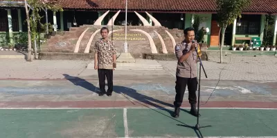 KONSOLIDASI & SOSIALISASI